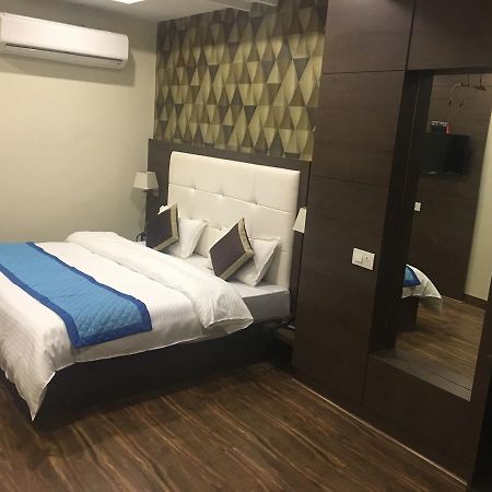 Arya Sheraton Hotell Ajmer Exteriör bild