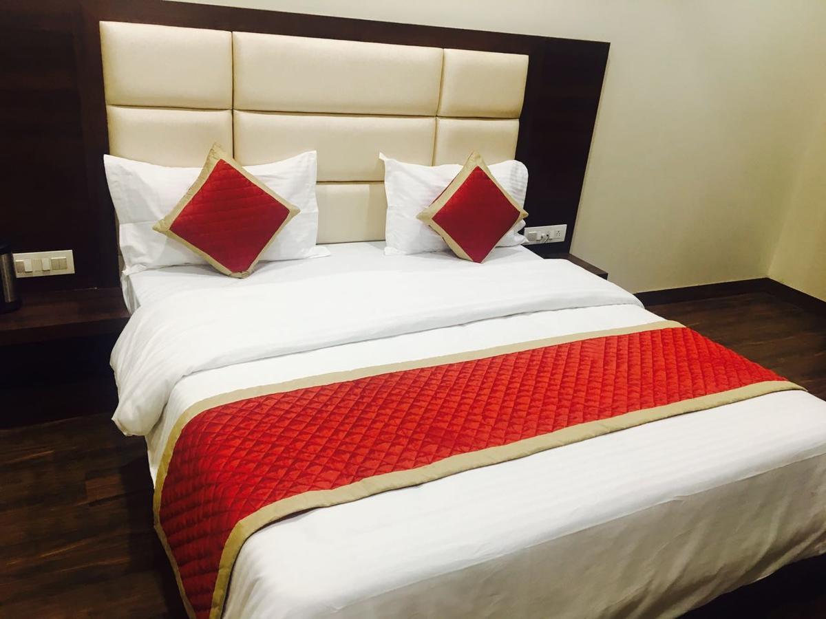 Arya Sheraton Hotell Ajmer Exteriör bild
